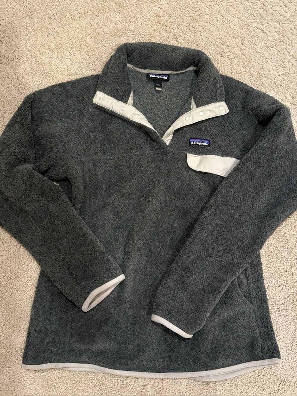 Gray Patagonia fleece. Womens size L.